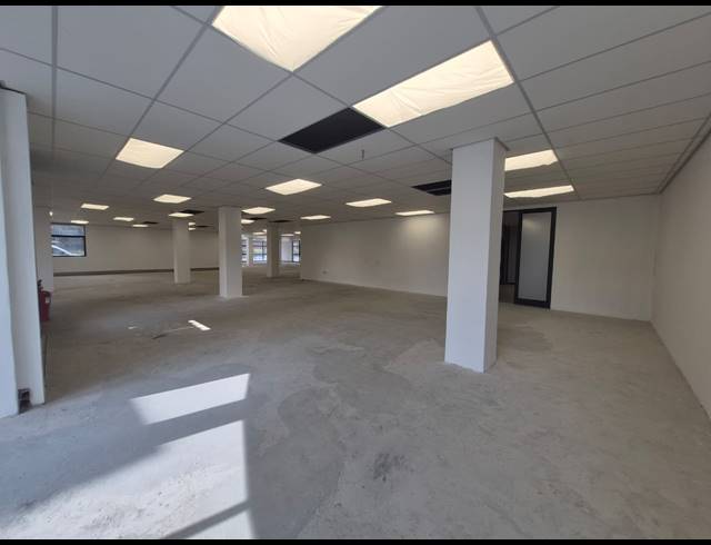 814M² OFFICE TO LET IN SANDTON CENTRAL